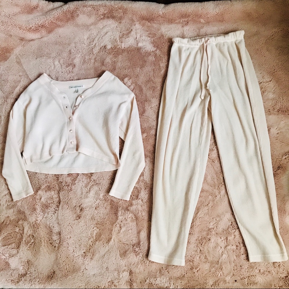 Victoria’s Secret Pajama Set